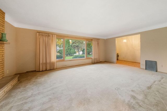 1756 Fry Street, Falcon Heights, MN 55113