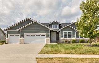 2318 6th Avenue SW, Altoona, IA 50009