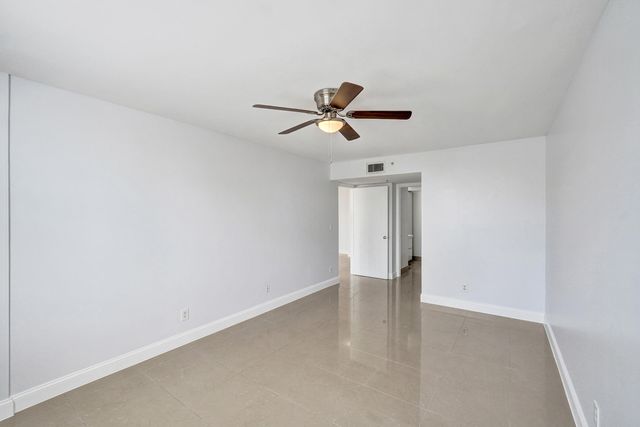 1450 SE 3rd Avenue 305, Dania Beach, FL 33004