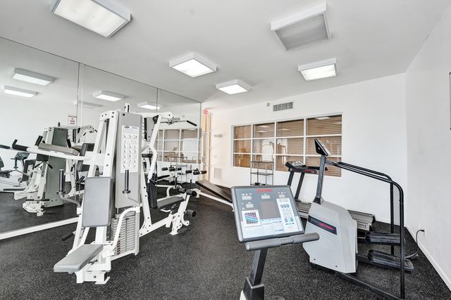 1450 SE 3rd Avenue 305, Dania Beach, FL 33004