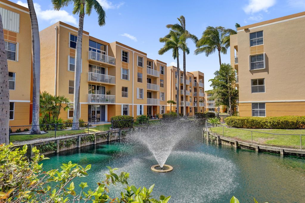 1450 SE 3rd Avenue 305, Dania Beach, FL 33004