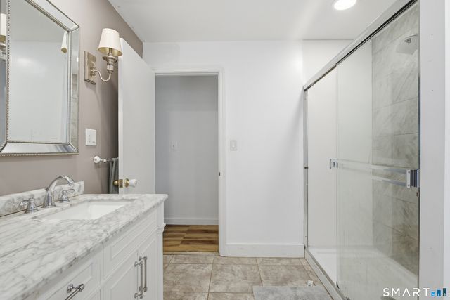 143 Beth Lane, Waterbury, CT 06705