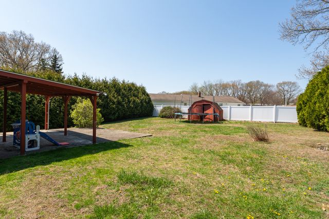 143 Beth Lane, Waterbury, CT 06705