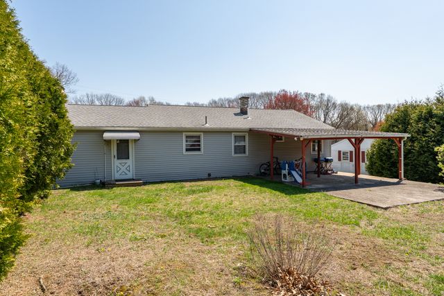 143 Beth Lane, Waterbury, CT 06705