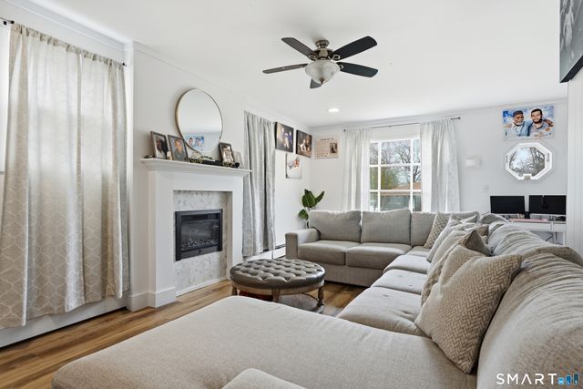 143 Beth Lane, Waterbury, CT 06705