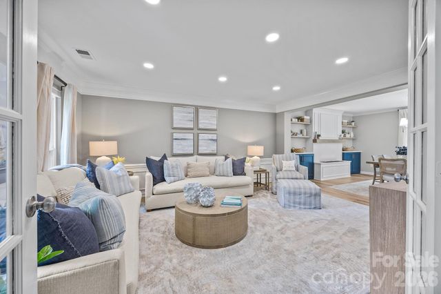 137 Paseo Drive, Mooresville, NC 28117
