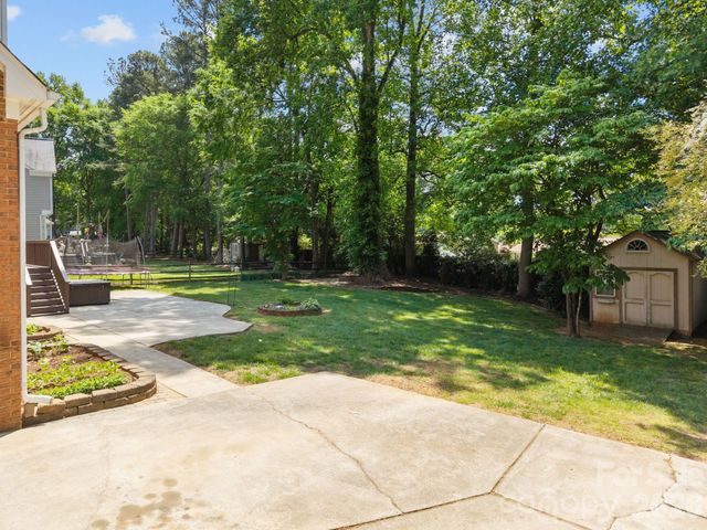 137 Paseo Drive, Mooresville, NC 28117