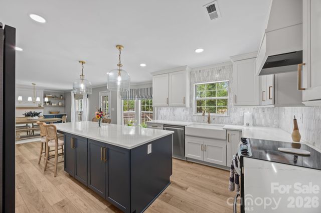 137 Paseo Drive, Mooresville, NC 28117