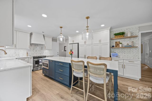 137 Paseo Drive, Mooresville, NC 28117