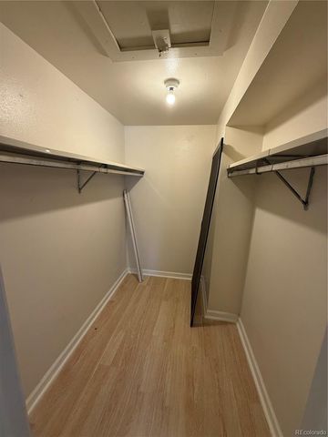 1760 S Pitkin Circle B, Aurora, CO 80017
