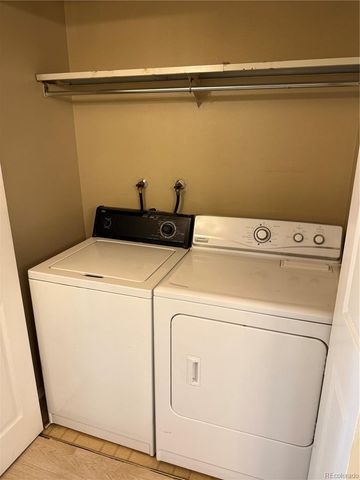 1760 S Pitkin Circle B, Aurora, CO 80017