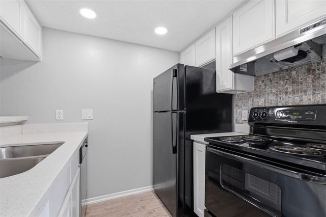 3754 Tanglewilde Street C3, Houston, TX 77063