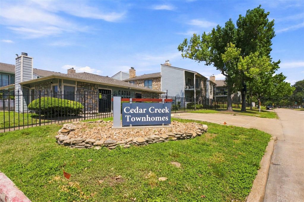 3754 Tanglewilde Street C3, Houston, TX 77063
