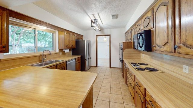 1114 Valerie Drive, Cedar Hill, TX 75104