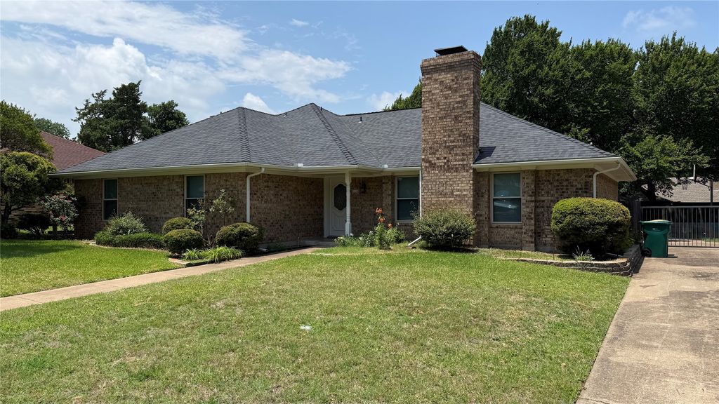 1114 Valerie Drive, Cedar Hill, TX 75104