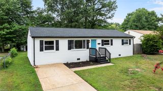 25 Tillerson DR, Newport News, VA 23602