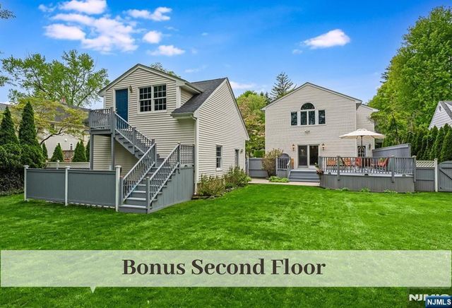 76 Carlton Avenue, Ho-ho-kus, NJ 07423