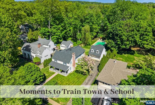 76 Carlton Avenue, Ho-ho-kus, NJ 07423