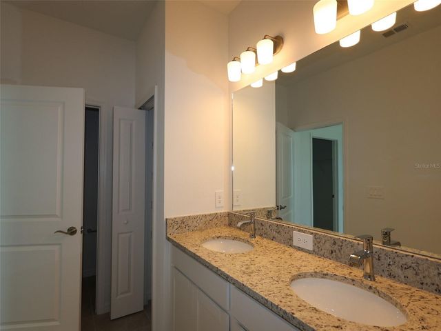 9121 OPTIMIST WAY, Palmetto, FL 34221