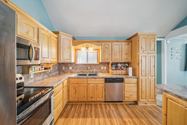 55881 E 316 Road, Jay, OK 74346