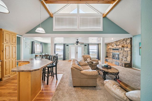 55881 E 316 Road, Jay, OK 74346