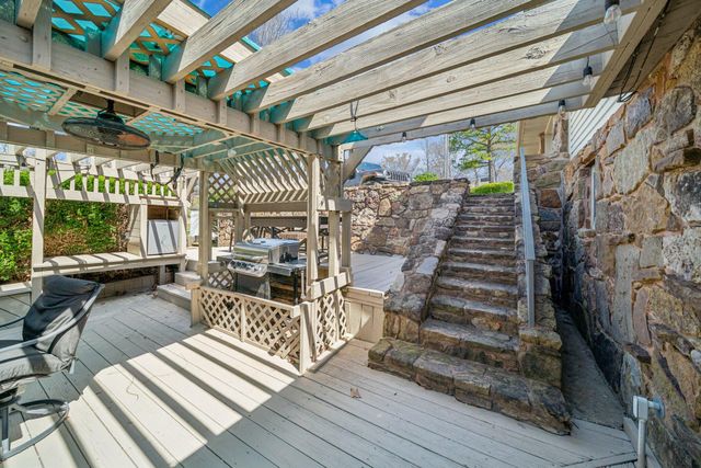 55881 E 316 Road, Jay, OK 74346