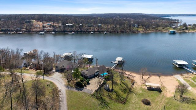 55881 E 316 Road, Jay, OK 74346