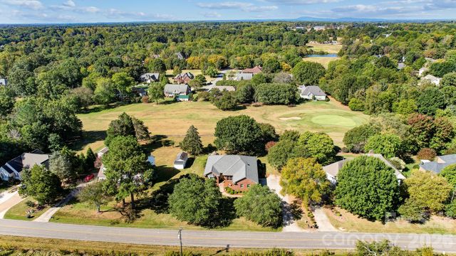 246 Canvasback Road, Mooresville, NC 28117