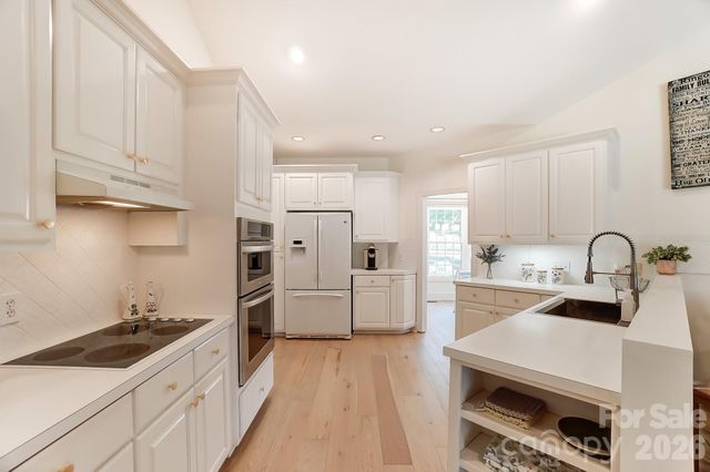 246 Canvasback Road, Mooresville, NC 28117