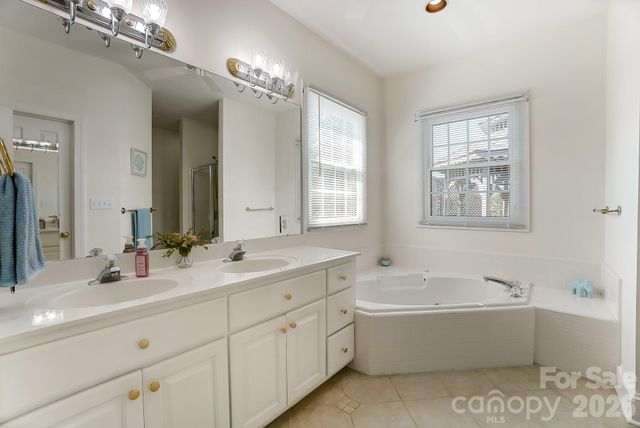 246 Canvasback Road, Mooresville, NC 28117