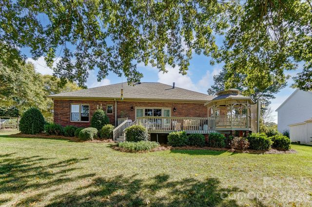 246 Canvasback Road, Mooresville, NC 28117