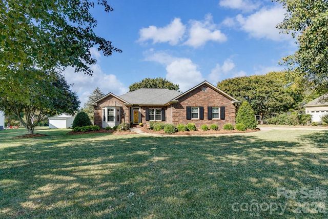 246 Canvasback Road, Mooresville, NC 28117