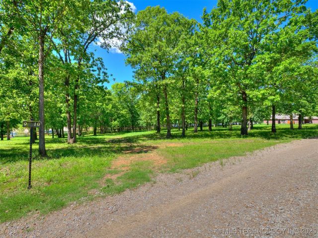 10 E 1200, Eufaula, OK 74432