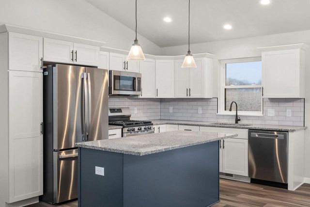 110 Windmill Ridge Road, Evansville, WI 53536