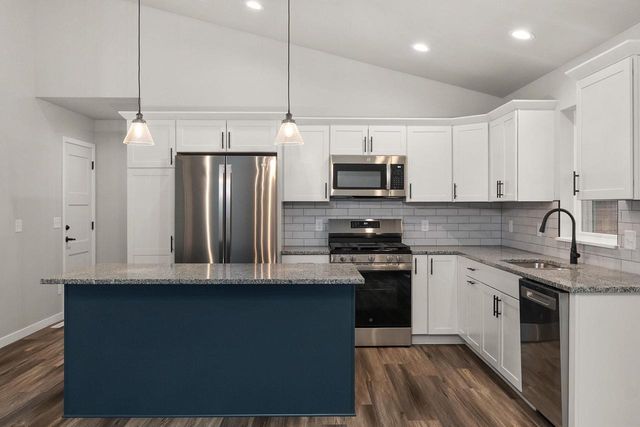 110 Windmill Ridge Road, Evansville, WI 53536