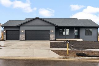 110 Windmill Ridge Road, Evansville, WI 53536