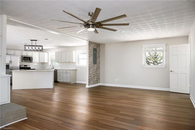 3025 Hickory Tree Road, Winston-salem, NC 27127