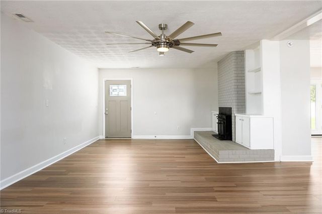 3025 Hickory Tree Road, Winston-salem, NC 27127