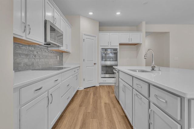 108 Little Cedar Dr., Loris, SC 29569