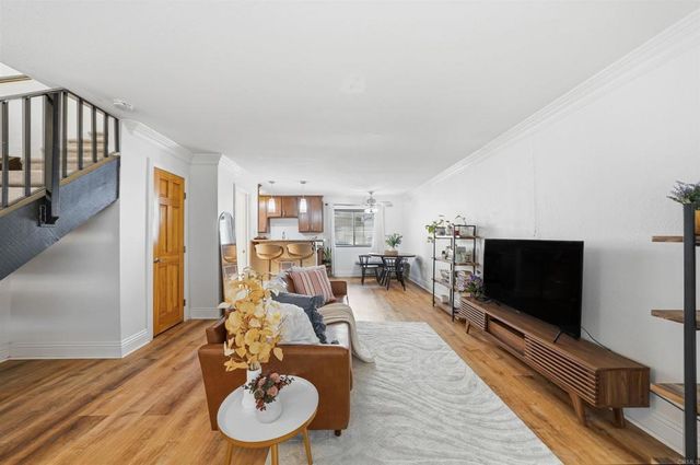 5505 Adelaide Avenue 14, San Diego, CA 92115