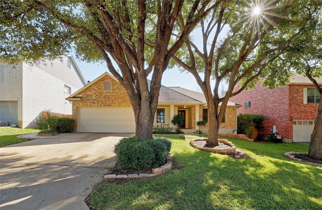 10905 Claywood DR, Austin, TX 78753