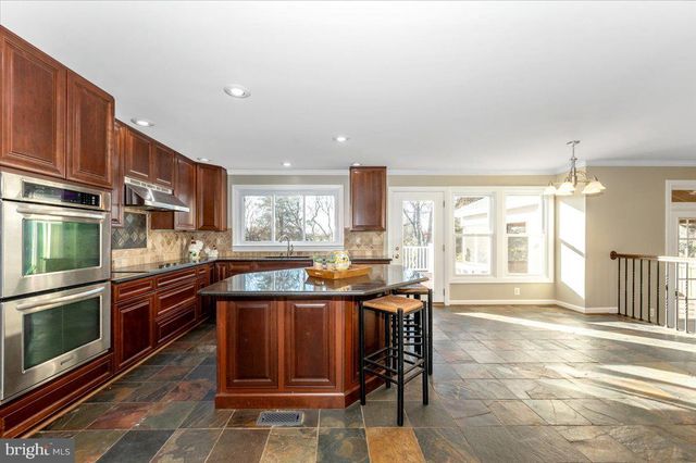 17914 HICKMAN ST, Poolesville, MD 20837