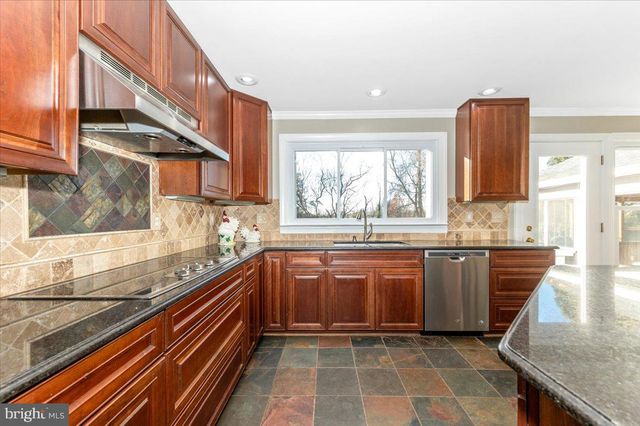 17914 HICKMAN ST, Poolesville, MD 20837