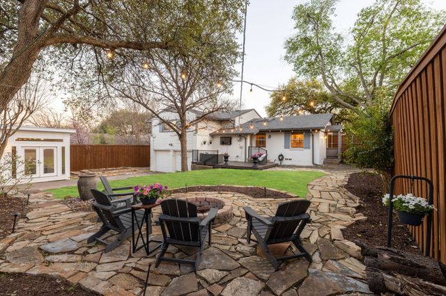 9925 Estate Lane, Dallas, TX 75238