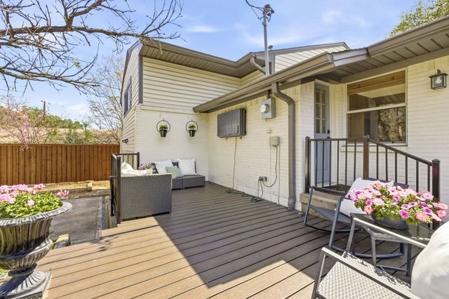 9925 Estate Lane, Dallas, TX 75238