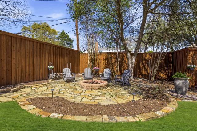 9925 Estate Lane, Dallas, TX 75238