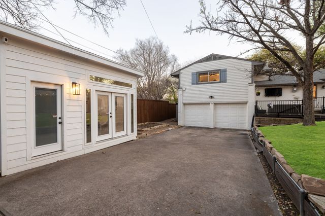 9925 Estate Lane, Dallas, TX 75238