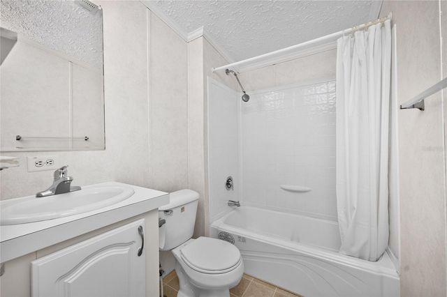 10 HOLLAND DRIVE, Punta Gorda, FL 33950