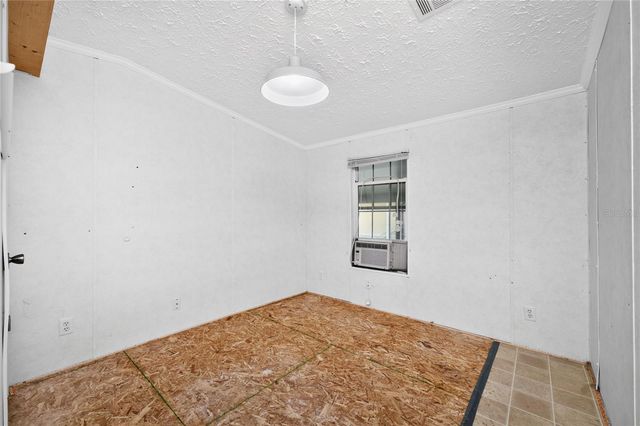 10 HOLLAND DRIVE, Punta Gorda, FL 33950