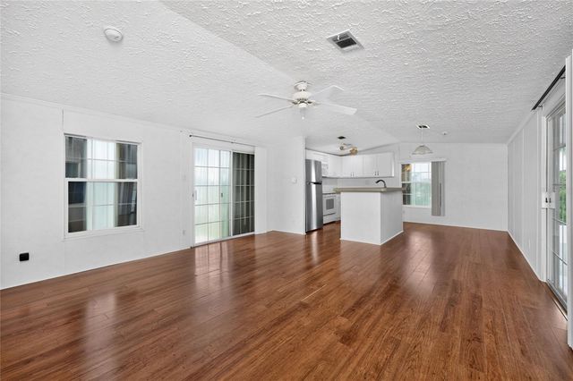 10 HOLLAND DRIVE, Punta Gorda, FL 33950